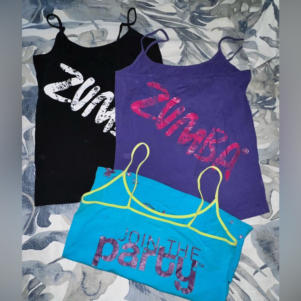 Lot of 3- Zumba fitness camisole tank tops, sz Lg.